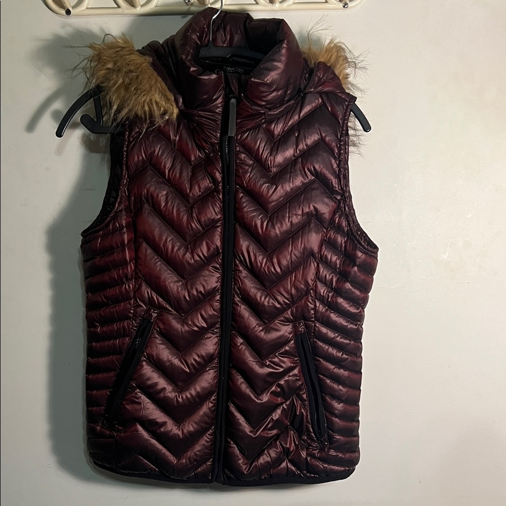 Calvin Klein Maroon Premium Down Puffer Vest with detachable hood size small